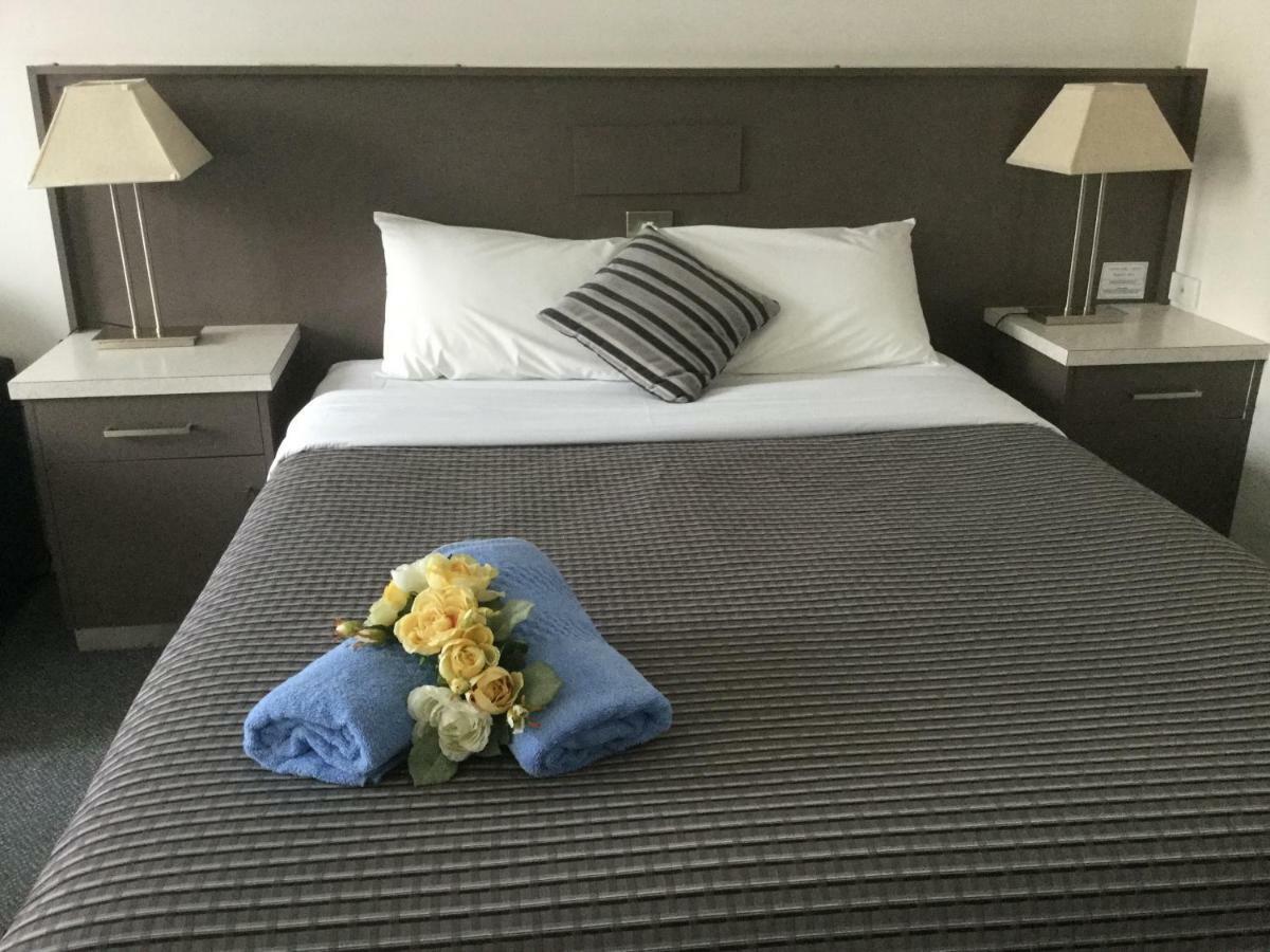 Anchor Belle Motel วอร์นามบูล ภายนอก รูปภาพ