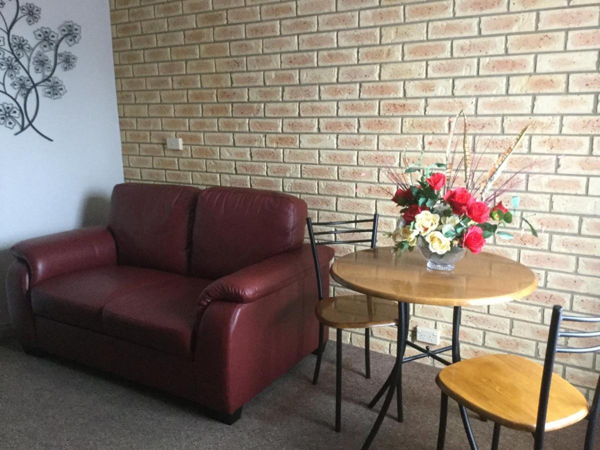 Anchor Belle Motel วอร์นามบูล ภายนอก รูปภาพ